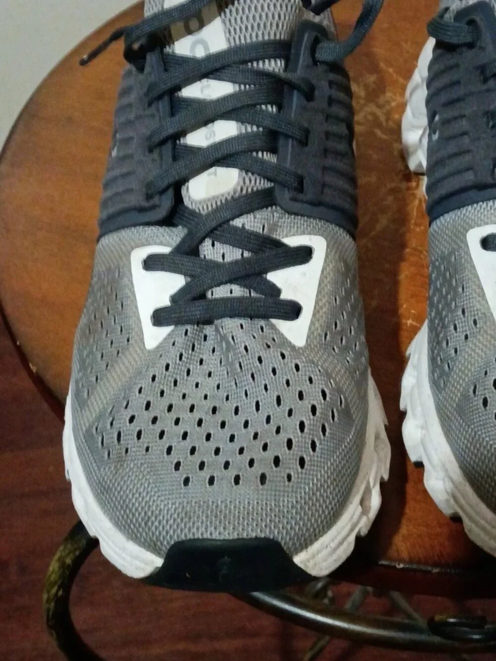 On Cloudswift 41.98922 Alloy/Eclipse Running Shoes Sneakers Women's Size 7.5